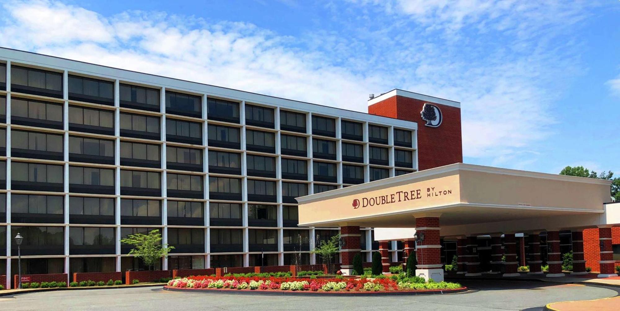 Doubletree By Hilton Charlottesville Exterior foto